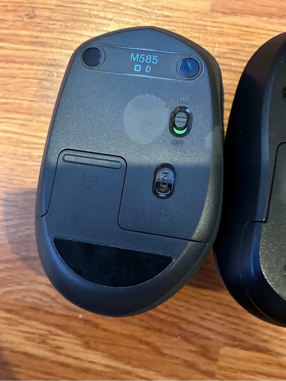 Logitech Wireless Computer Mouse bundle - Picture 6 of 8